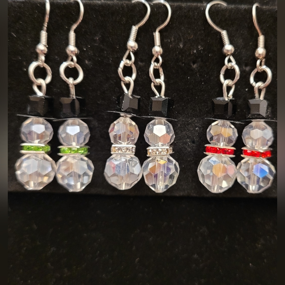 Snowman Bead Winter Holiday Christmas Earrings